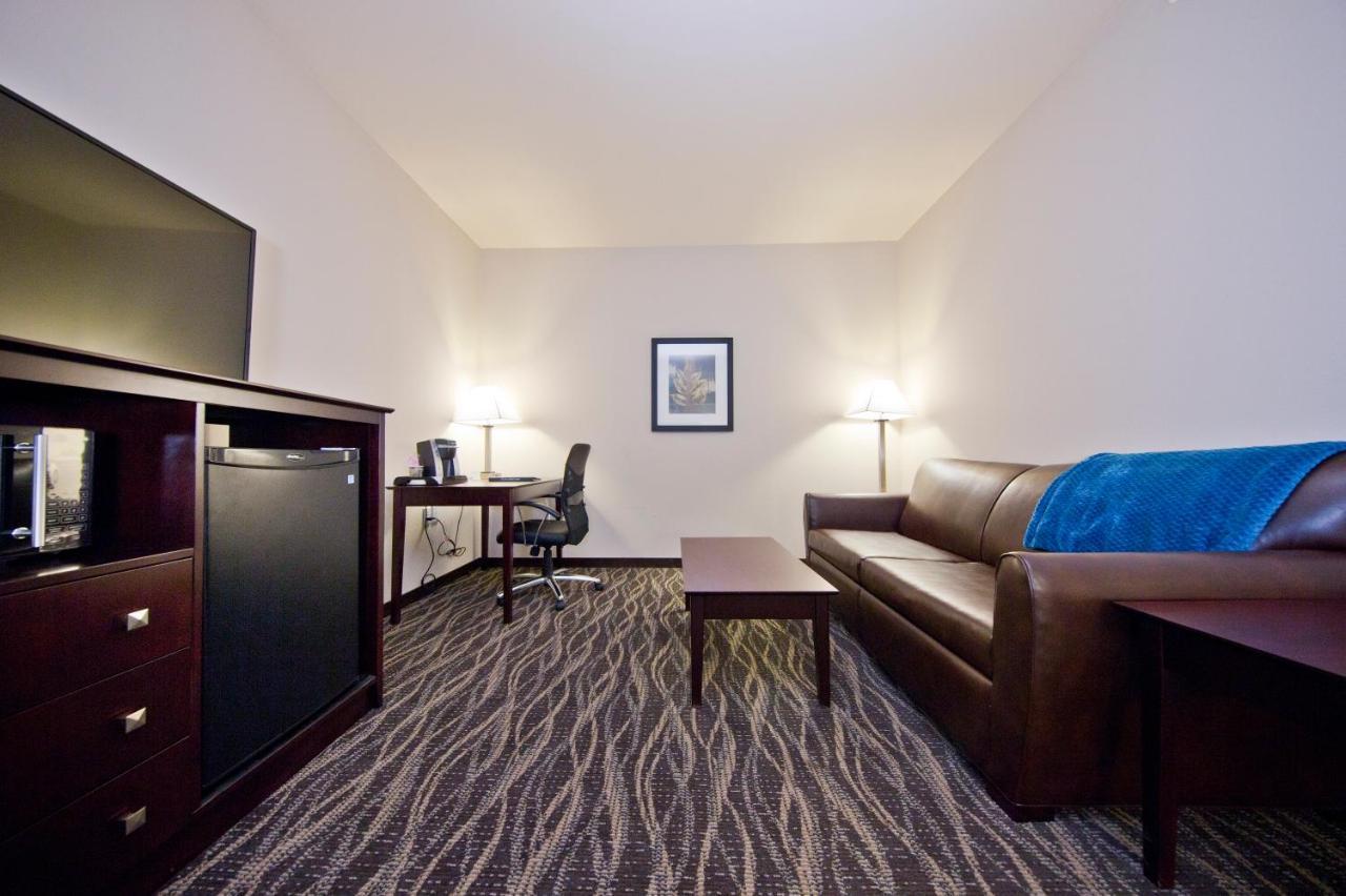 Cobblestone Inn & Suites - Boone Екстер'єр фото