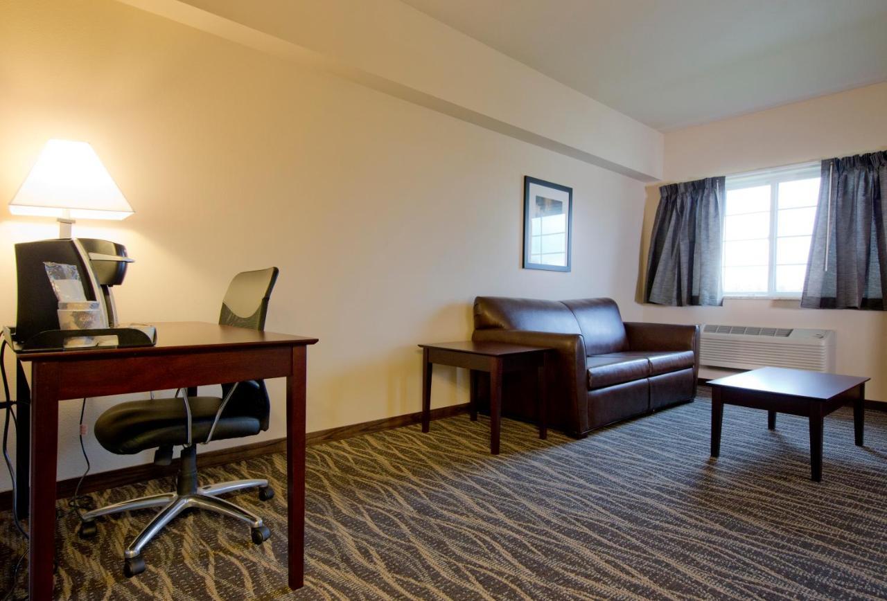 Cobblestone Inn & Suites - Boone Екстер'єр фото